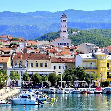 Apartments With A Parking Space Crikvenica - 13450 Bagian luar foto