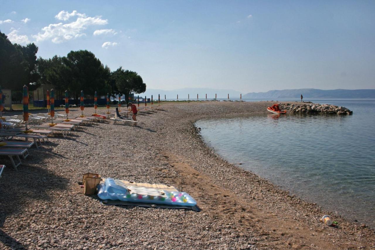 Apartments With A Parking Space Crikvenica - 13450 Bagian luar foto